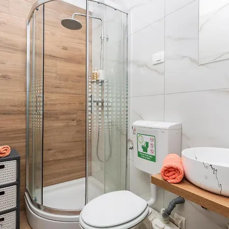 Gorgeous In With Wifi Apartment